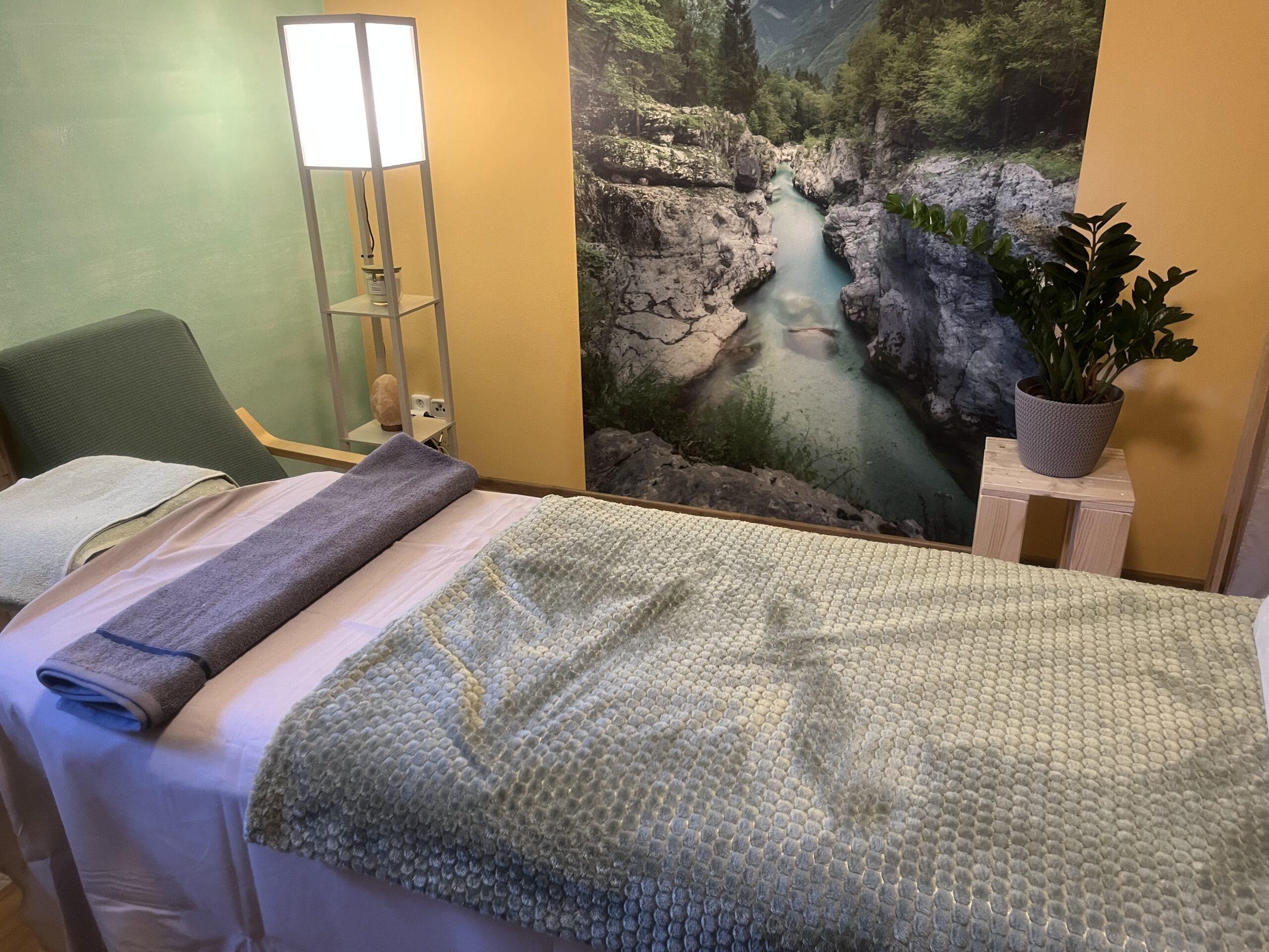 Klasická Masáž Plzeň & Sauna Plzeň | Radobyčice U Pole. Masáž Plzeň a sauna Plzeň - klasická masáž, relax, wellness a saunování v soukromí. U Pole v Radobyčicích nabízíme masáž na míru, privátní saunu a odpočinek.